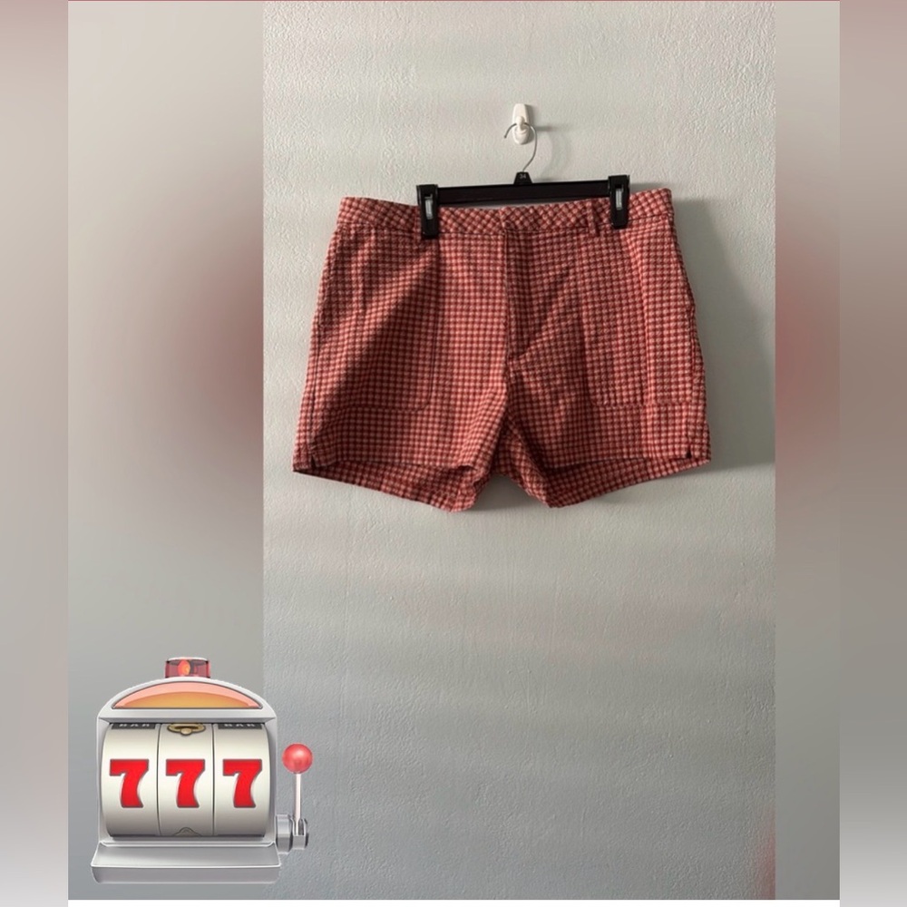 Dockers  color brick and cream shorts Patterned